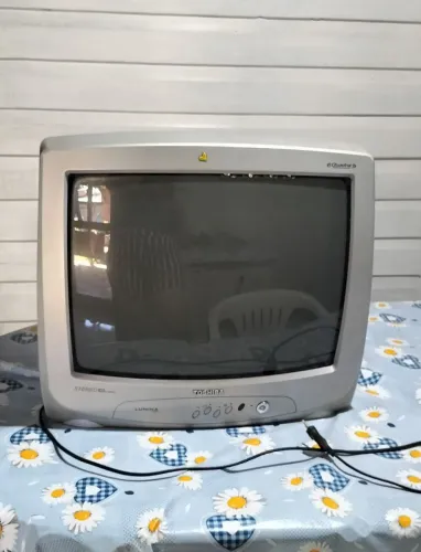 Televisão em perfeito estado