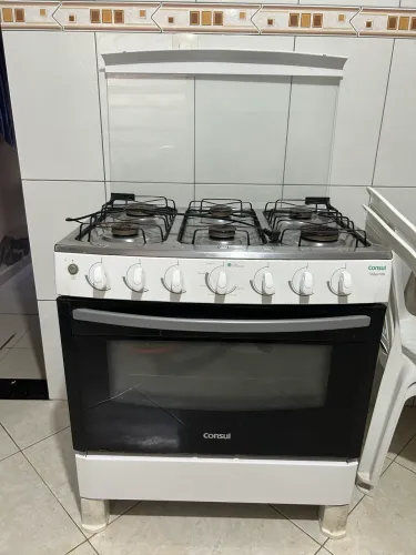 Fogão consul! Funcionando perfeitamente.