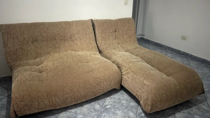 Sofá usado em bom estado 