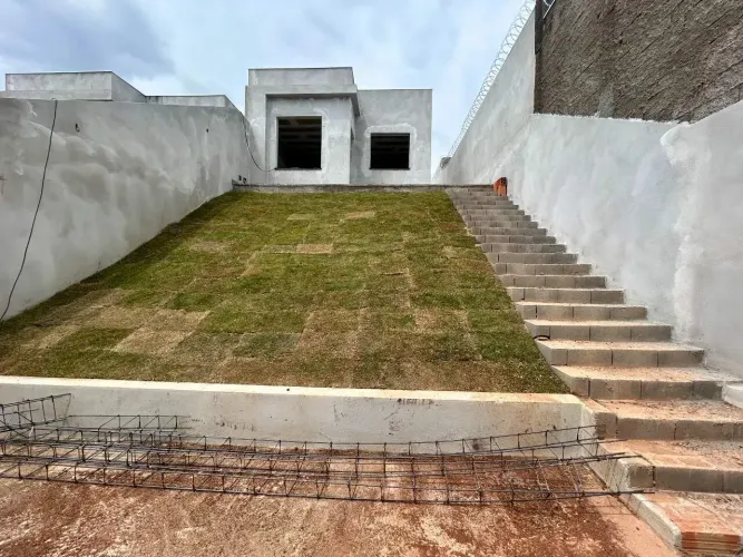 Casa à venda, 3 quartos, 1 suíte, 2 vagas, DOM CRISTIANO - Divinópolis/MG