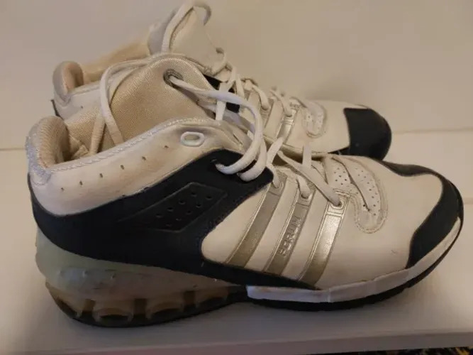 Tenis Adidas US9 Brasil 39 Forum Basquete