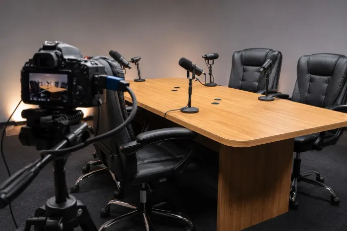 Equipamento de estúdio de podcast completo