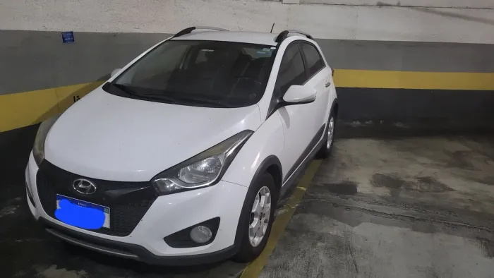 Hyundai HB20X Premium 1.6 Flex 16V Aut. 2015