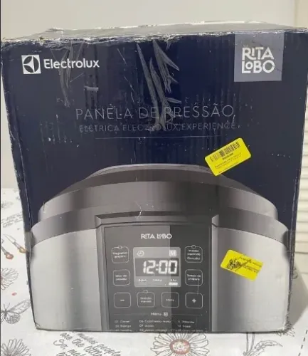 Panela de pressão elétrica Electrolux 6L 220v