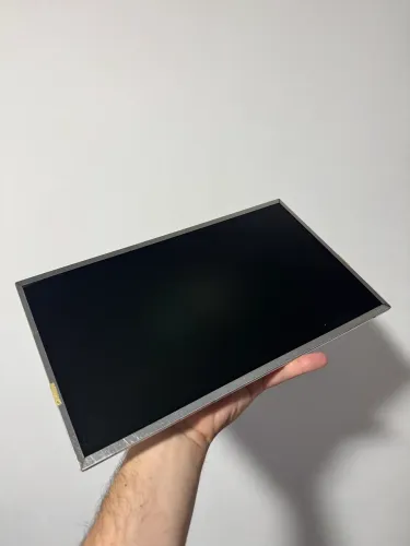 tela led - 14 polegadas .