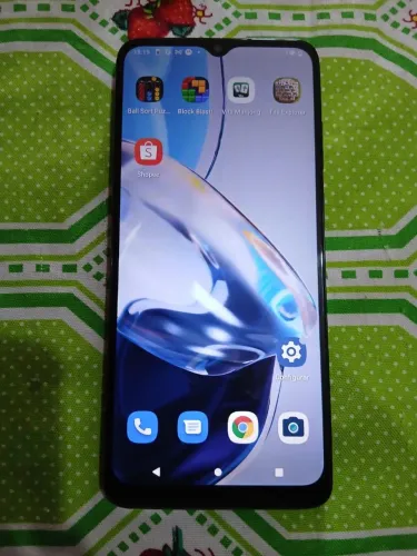 Celular Motorola moto E22 128 GB celular bom