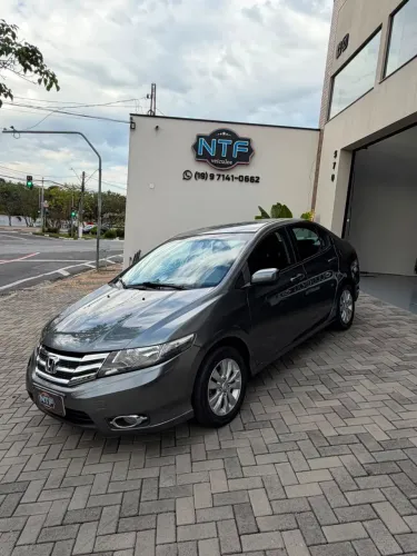 Honda City Sedan LX 1.5 Flex 16V 4P Aut. 2013