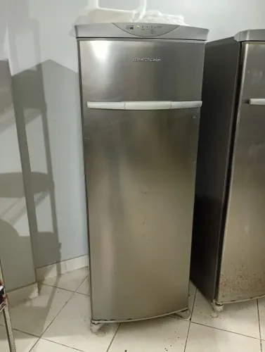 Freezer e Geladeira Smart Vertical Brastemp 