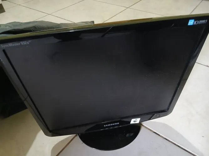 Monitor sansung SyncMaster 932B Plus 19''