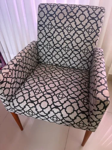 Poltronas pés palito ambiente interno
