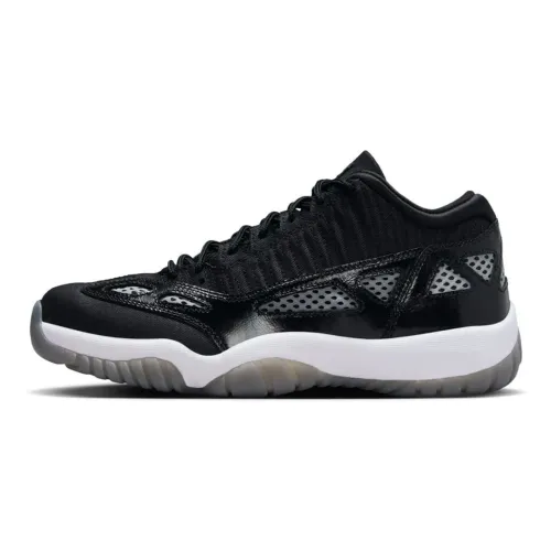 Air Jordan 11 Retro Low