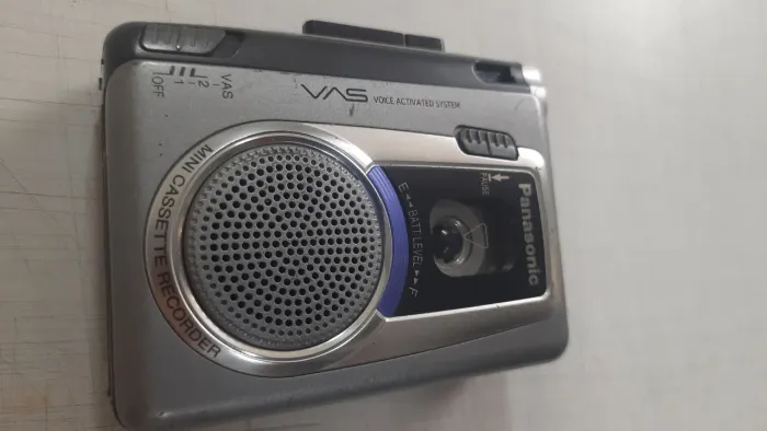 gravador mini Panasonic com recursos