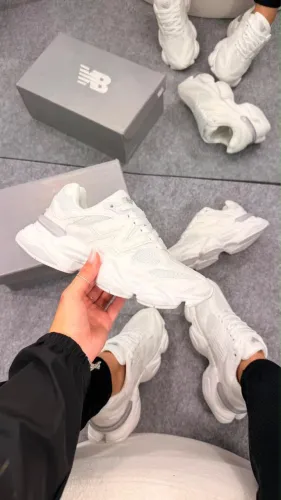 TÊNIS NEW BALANCE 9060
