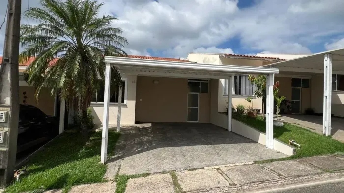Casa de condomínio para venda tem 124 metros quadrados com 3 quartos