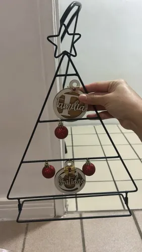 Árvore de Natal aramada