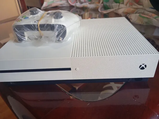 XBox OneS e Controle