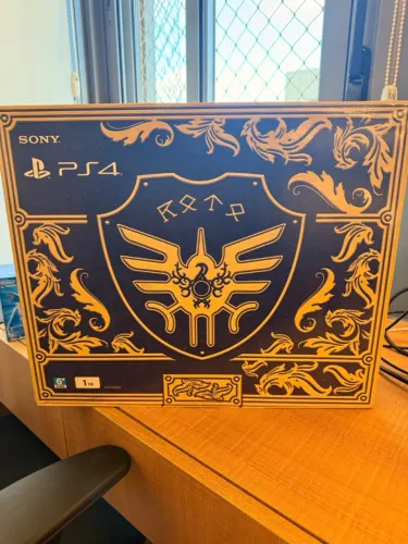 Playstation 4 PRO Dragon Quest Edition