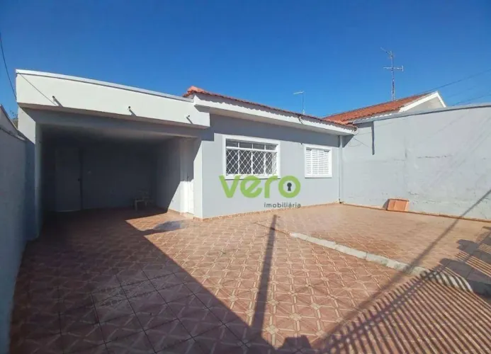 Casa com 2 dormitórios para alugar, 133 m² por R$ 2.117/mês - Cidade Jardim II - Americana