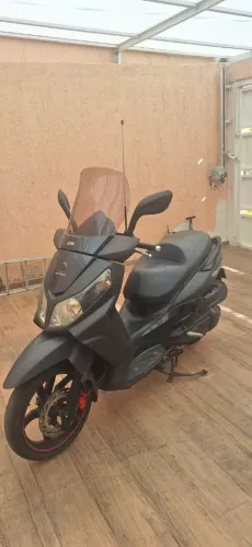 Citycom 300i - 2015 - 57km - Barata e Nova