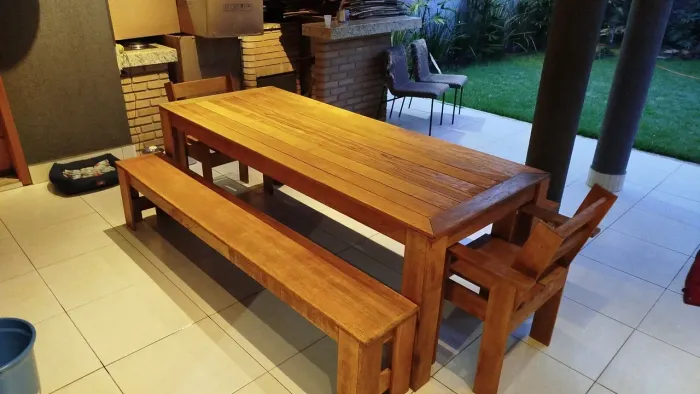 Mesa Rústica 2 m x 90 cm mais 2 bancos e mais 2 cadeiras estilo RACK