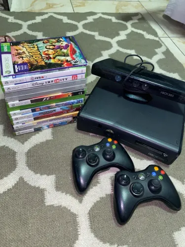 Xbox 360 + Kinect + 2 Controle + Jogos