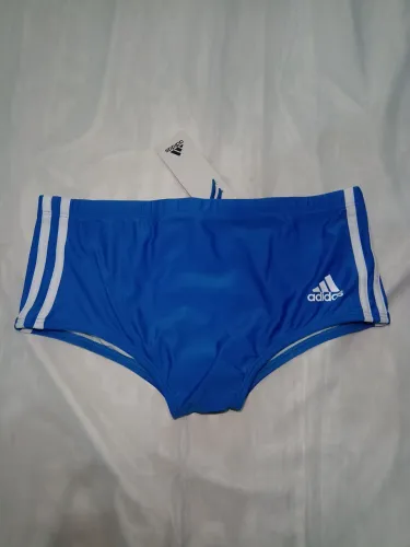 Sunga praia adidas tamanho P, original, com etiqueta. 
