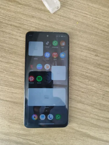 Celular ? Poço x3 