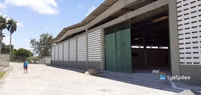 Galpão com 7.600 mais área livre no Distrito Industrial em Abreu e Lima - PE