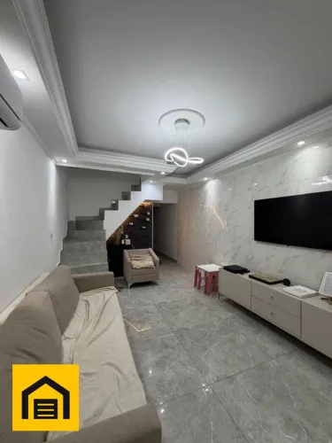 Sobrado com 3 dormitórios à venda, 190 m² por R$ 850.000,00 - Vila Nossa Senhora das Vitór