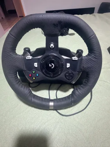 Logitech G920 com câmbio
