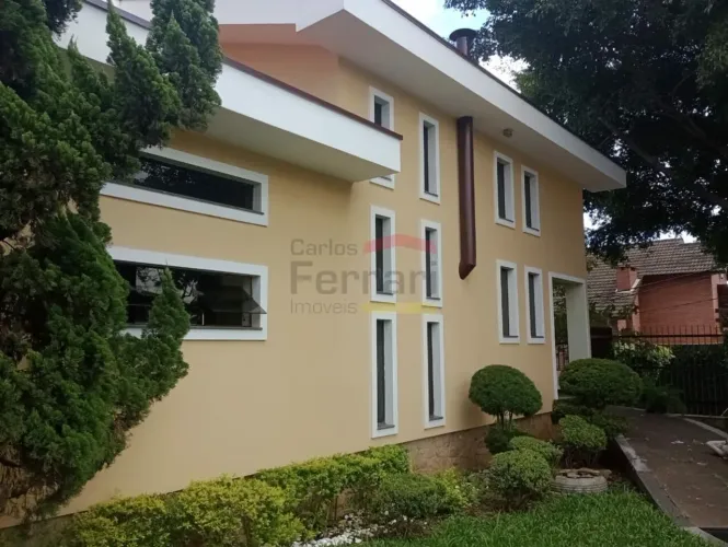 Sobrado para locação, Barro Branco, 470 m², 4 dormitórios, 4 suítes, 2 salas, 7 banheiros,