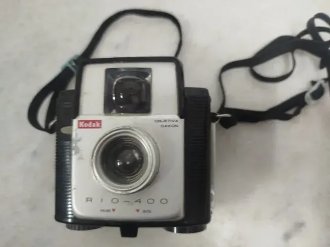 Câmera Fotográfica Antiga Kodak rio-400 usada