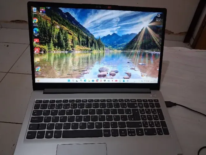 Vendo Notebook Lenovo Seminovo 