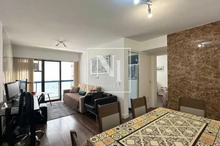 Apartamento : Padrão / Residencial / Copacabana