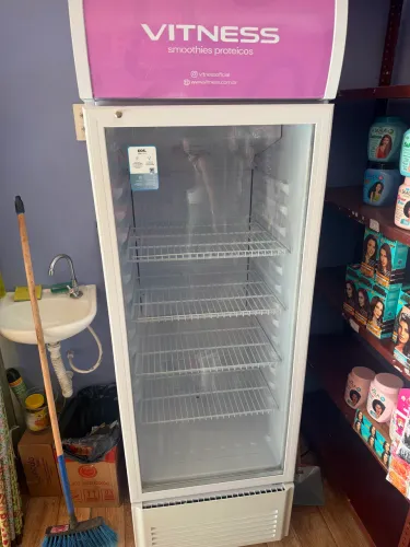Refrigerador EOS Vertical
