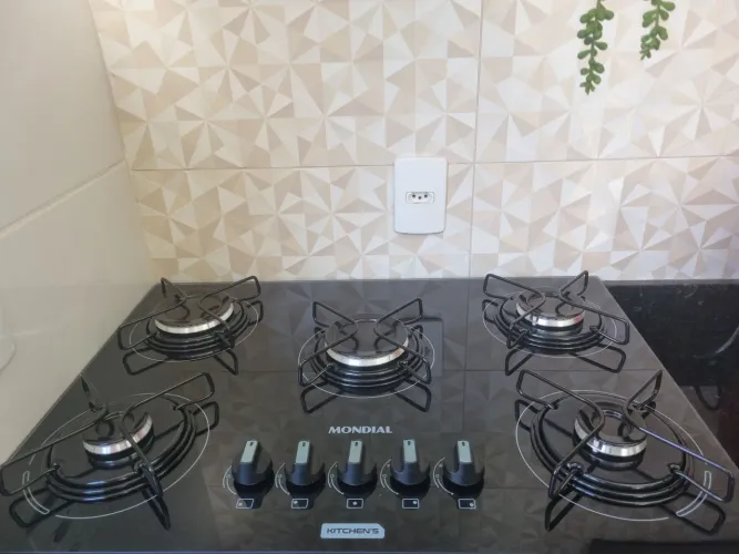 Cooktop Mondial 5 Bocas GN - Estado de Novo - Já Convertido para Gás Natural