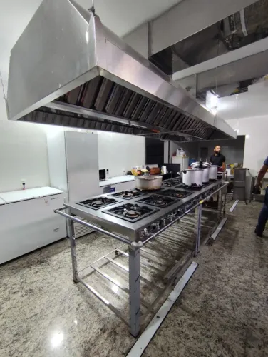 Coifa Central em inox para captação de vapores industriais, 1,25 m