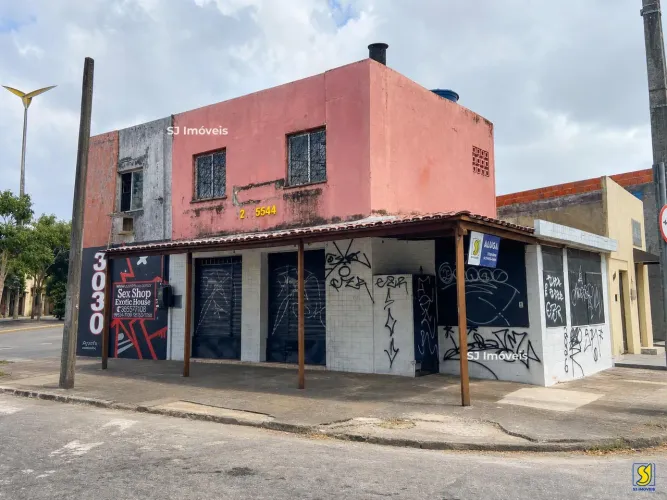 Ponto comercial na esquina estratégica do Farias Brito