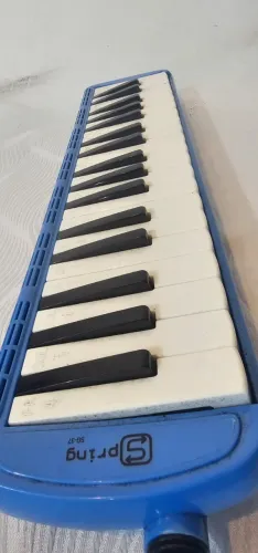 Escaleta Hering sg-37 azul 32 teclas