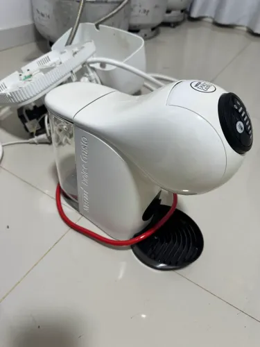 Dolce Gusto danificada - Aproveitar pecas