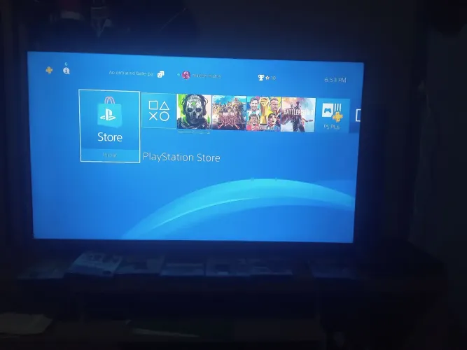 lacrado nunca foi aberto ! com 7 jogos de midia física e 3 digital, fora biblioteca .