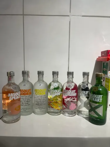 Coleção lacrada de Absolut sabores