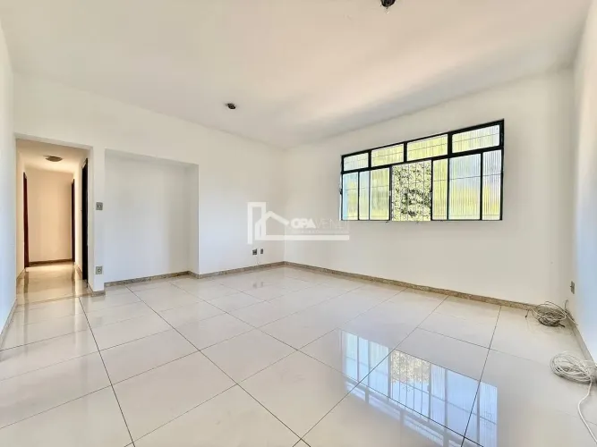 Apartamento à venda em Venda Nova, 3 Quartos, 1 Suíte e 1 Vaga (cabem 2 carros) sob piloti