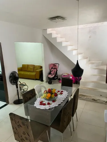 Vendo casa massagueira com ponto comercial 