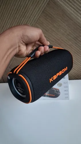 Caixa de Som Bluetooth Kapbom KA-8196 RGB - Potência e Estilo em Qualquer Lugar