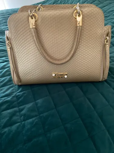 Bolsa dourada Carmen Steffens 
