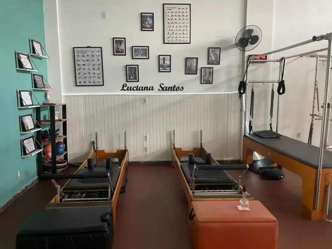 Reformer Pilates 