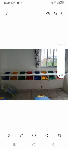 Vende se para desocupar lugar