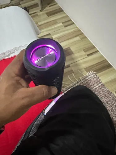 Vendo esta caixa de som