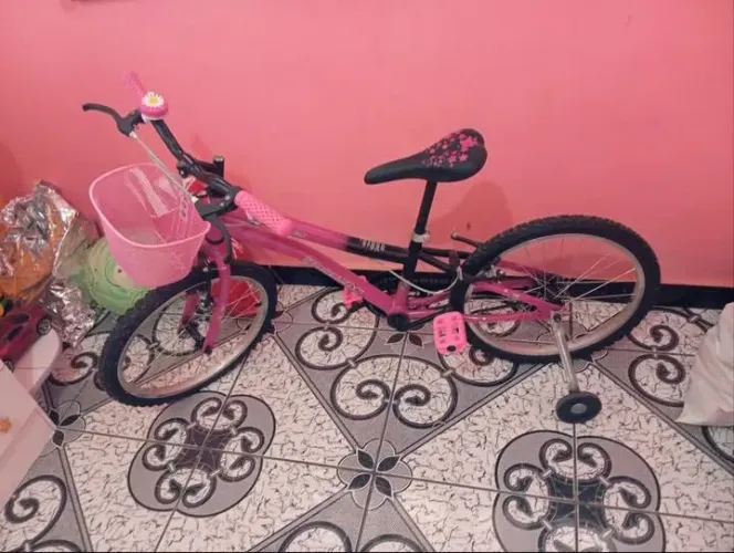 Bicicleta infantil feminina aro 20!
